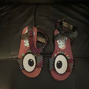 Irregular choice flat shoes unknown size but small like size 5